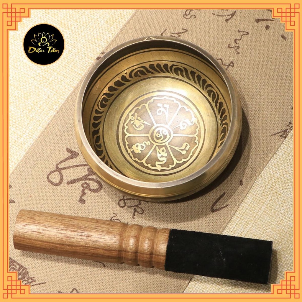 Chuông xoay Nepal đồng vàng đường kính 10.5 cm - vàng sáng kèm dùi bọc vải