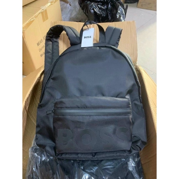 Balo hugo hàng tuồn