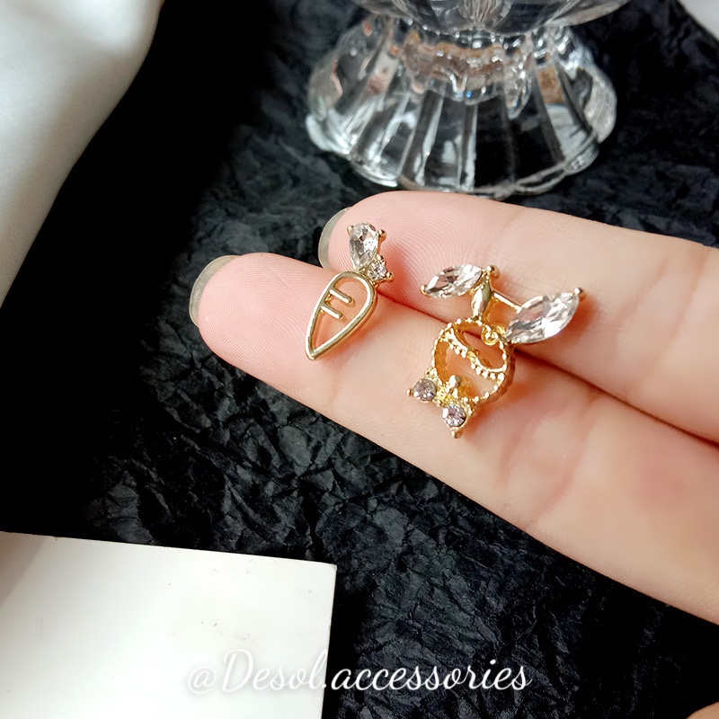 Khuyên tai, bông tai thiết kế độc đáo kết hợp thỏ và cà rốt Rabbit and Carrot ER038 Desol.accessories
