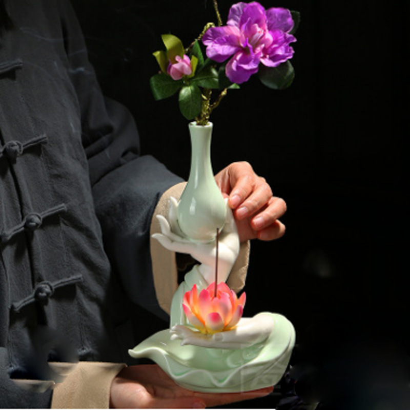 Bình Cắm Hoa Hình Bàn Tay Phật Phong Cách Trung Hoa