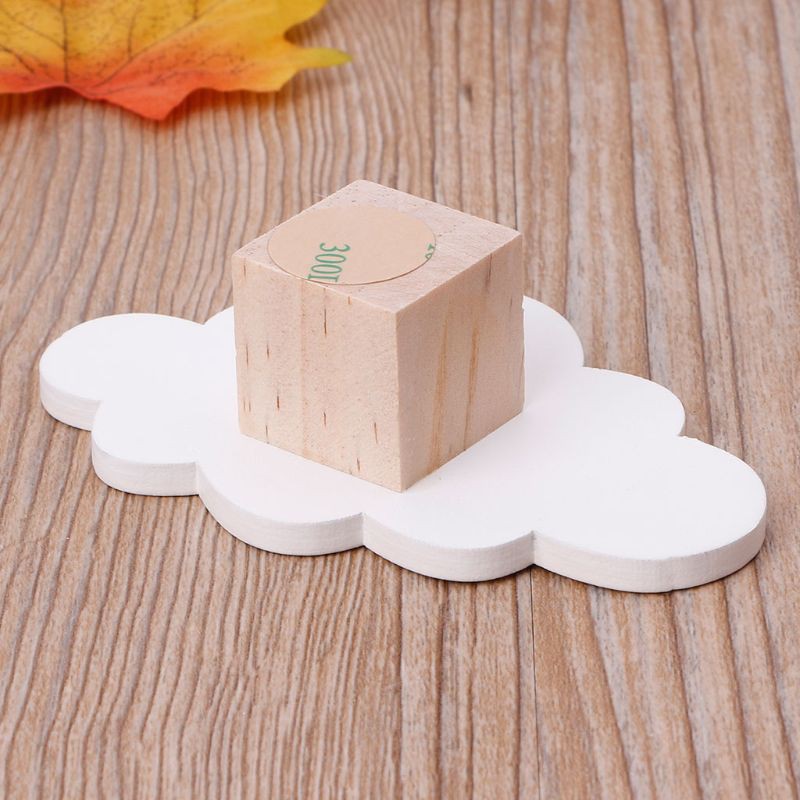 Móc treo đồ gắn tường bằng gỗ thiết kế hình đám mây dễ thương