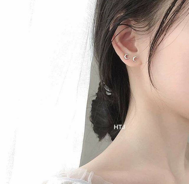 Bông tai trăng khuyết bạc