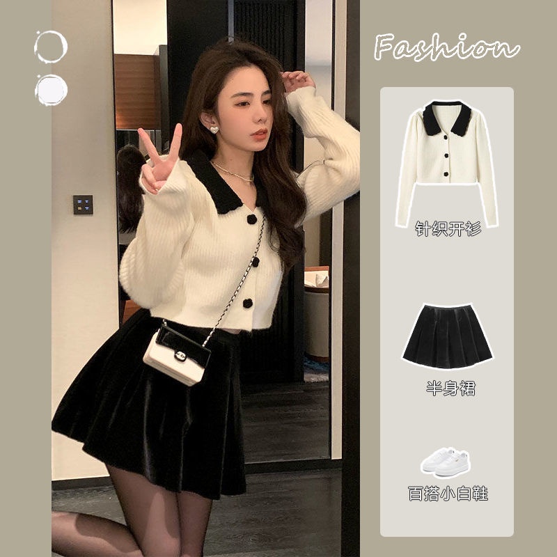 Set áo len dài tay cổ bẻ + chân váy xếp ly màu sắc tương phản thời trang nữ