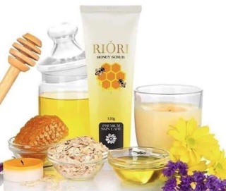 Kem tẩy da chết Riori