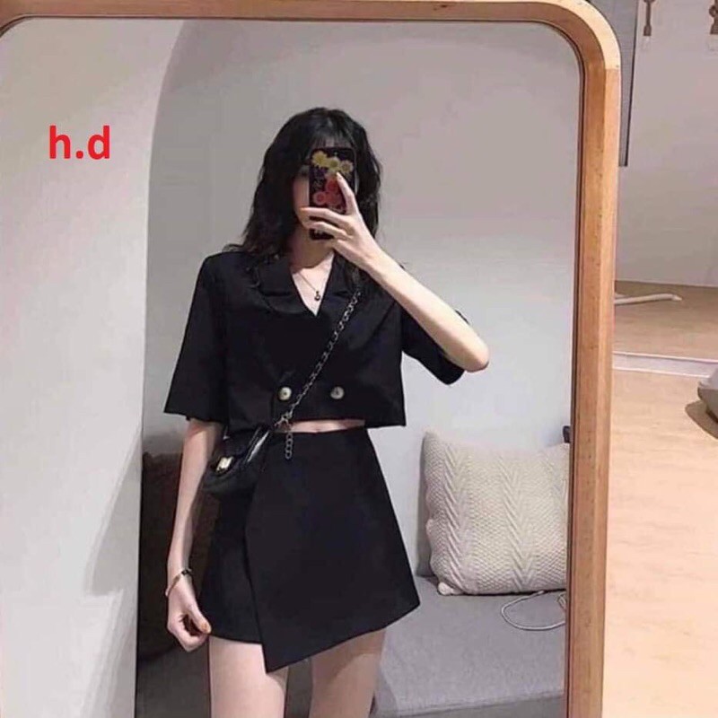 [Mã FAXANH245 giảm 10K đơn 50K] Sét vec đen croptop+chân váy lệch HĐ12 | BigBuy360 - bigbuy360.vn