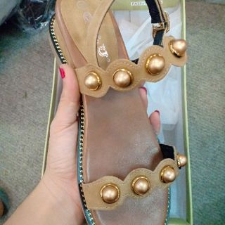 Sandal đi biển cao cấp