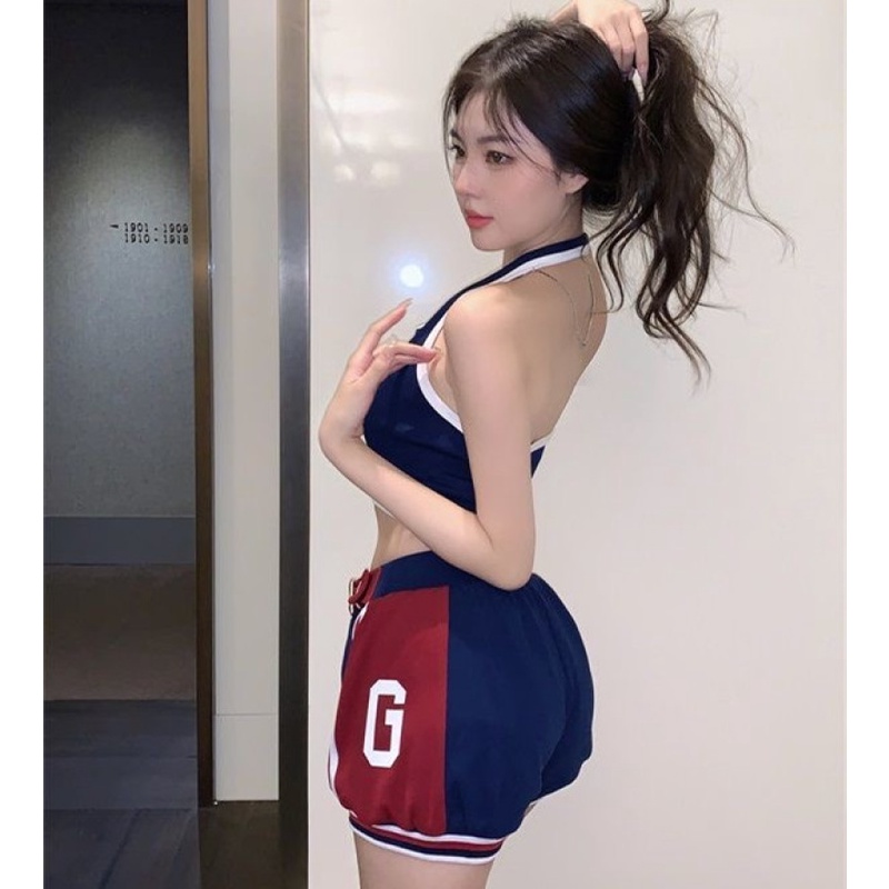 Bộ Đồ Thể Thao Áo Cổ Yếm Phối Quần Short Dáng Rộng Lưng Cao Thời Trang Mùa Hè Cho Nữ