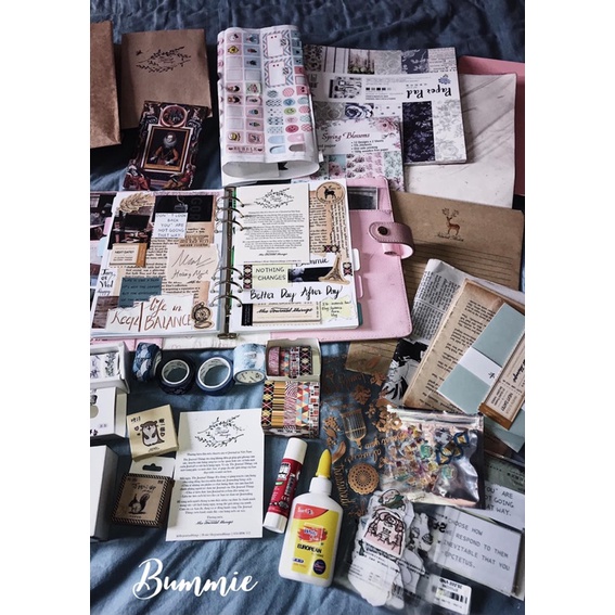 Set 21 sticker và giấy ngẫu nhiên phong cách vintage Bummie Journal