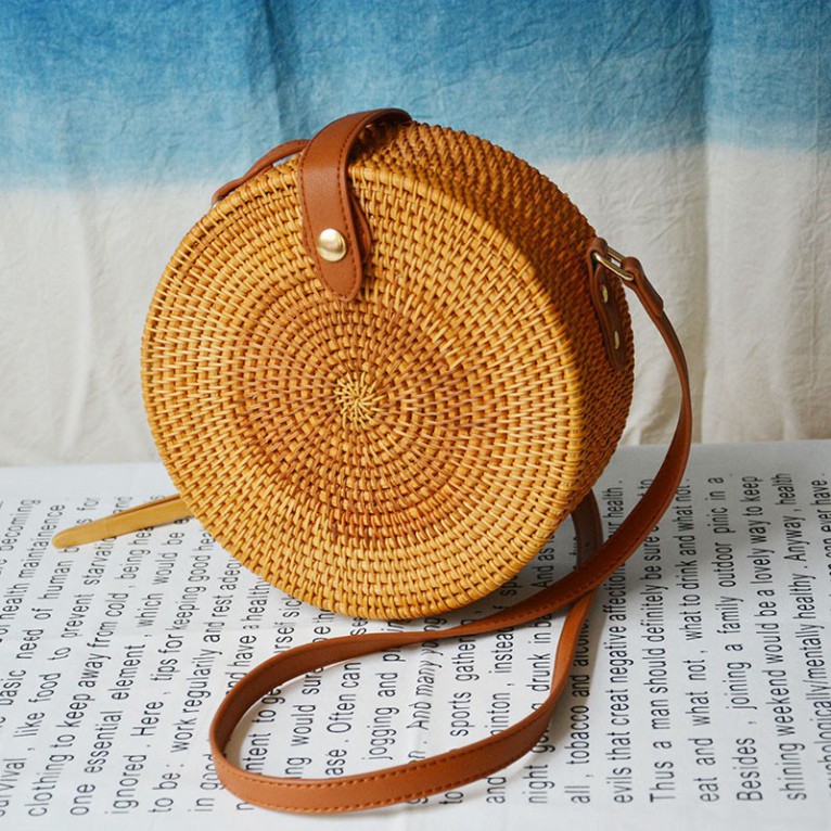 Túi mây tre đan Việt Nam đi biển hình tròn bằng mây tre đan cao cấp, kiểu dáng Vintage T330