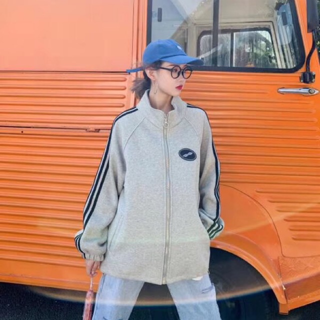 AK95 - Áo khoác nỉ kèm logo | BigBuy360 - bigbuy360.vn