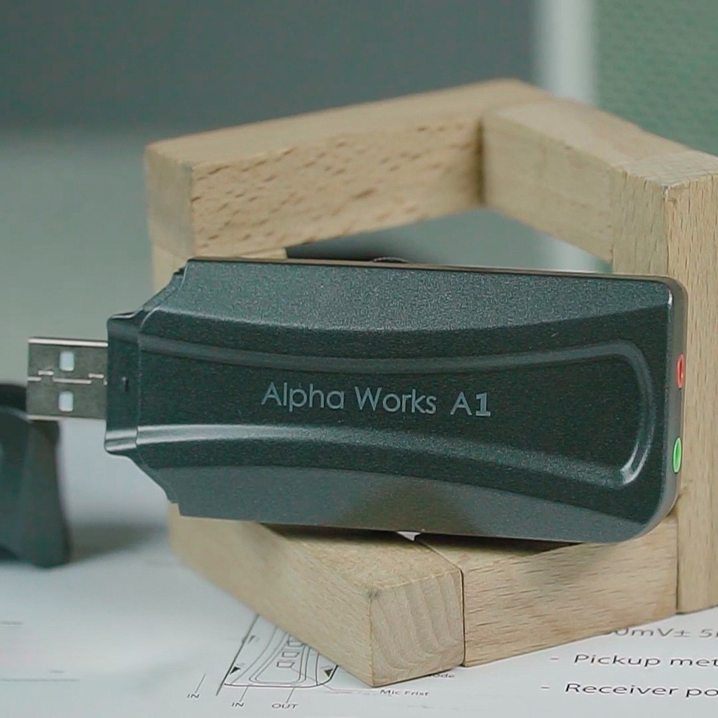 Micro không dây ALPHA WORKS A1 Cận Audio