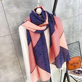 Khăn Choàng Lụa Dáng Dài Phong Cách Hàn Quốc 2020 Thời Trang Nữ