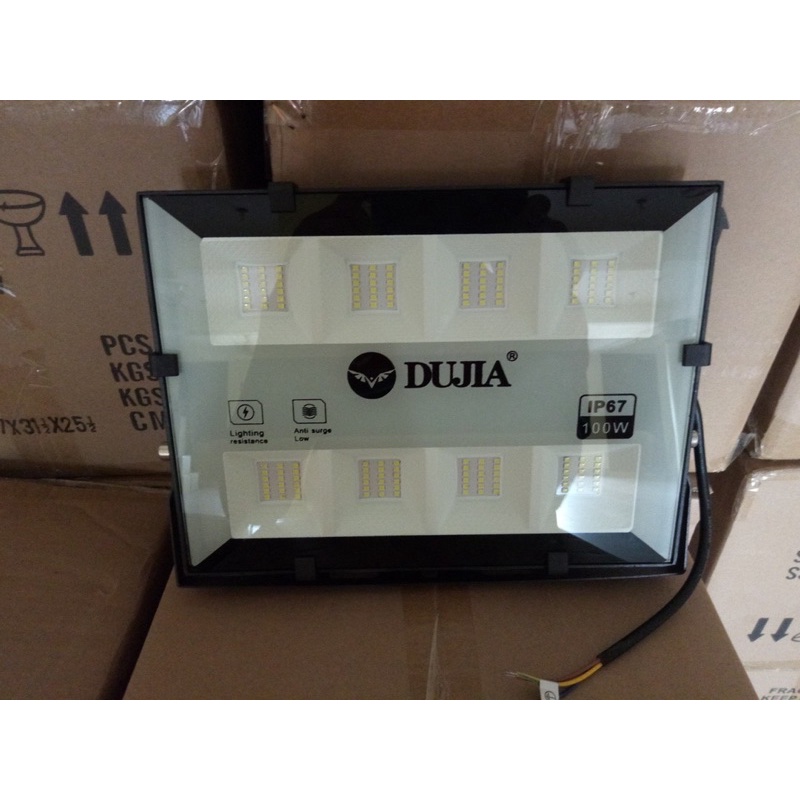 ĐÈN PHA  LED DUJIA siêu sáng siêu bền chống nước tiết kiệm điện pha led 220v sân bóng sân vườn đường xá nông thôn