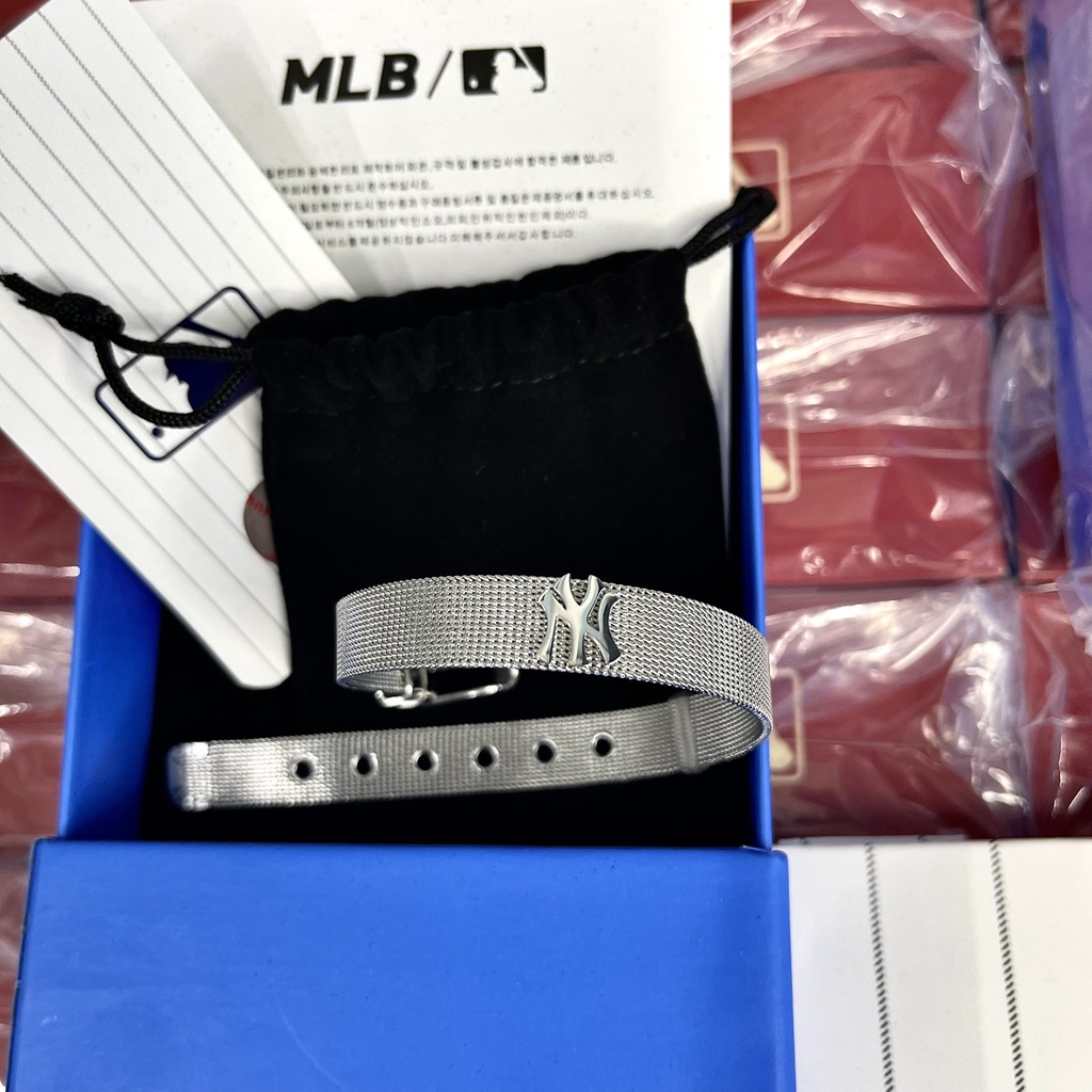 Vòng tay MLB Fullbox hàng Quảng Châu - Chất Titan ko gỉ, ko bay màu - Vòng tay cặp đôi