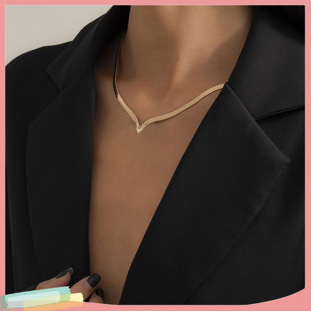 Vòng Cổ Choker Dạng Chuỗi Rắn Mặt Chữ V Trọng Lượng Nhẹ Phong Cách Hip Hop