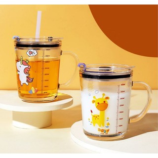 Ly Thuỷ Tinh Chia Vạch Chia Mực Nước ML Có Nắp Chống Đổ.