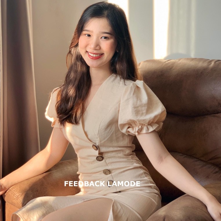 +  - Đầm thiết kế cổ tim chéo nút gỗ xẻ tà Flora DA1040