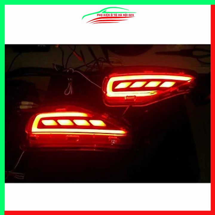 Đèn led gầm cản sau ô tô Fortuner 2017-2023 2 chế độ