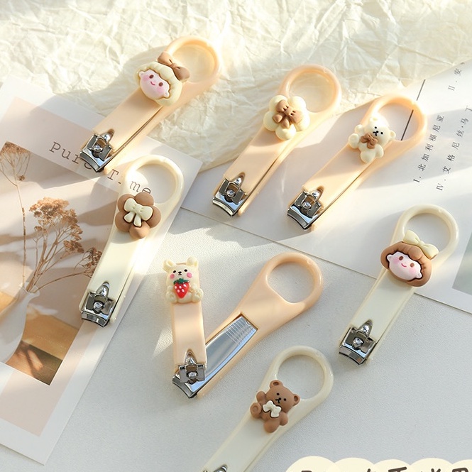 Bấm cắt móng tay móng chân mini , kềm cắt móng tay hoa quả dễ thương bỏ túi