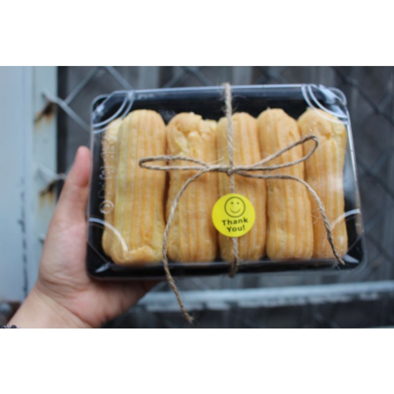 Bánh su que nhân sữa trứng