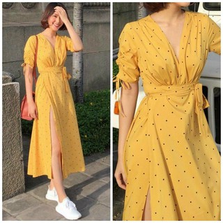 VÁY MAXI VÀNG CHẤM BI HOA XẺ TÀ