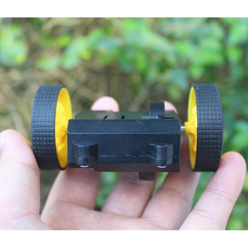 bộ động cơ + 2 bánh xe chế cháo sáng tạo