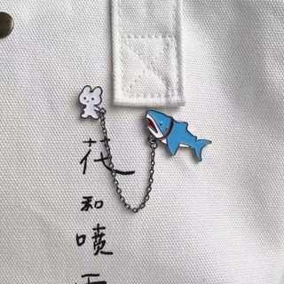 Ghim cài áo hình cá mập dễ thương