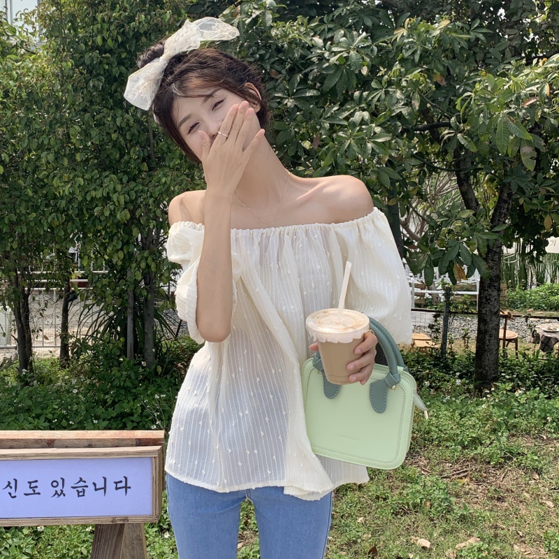 Áo Trễ Vai Tay Ngắn Dáng Rộng Thiết Kế Hợp Thời Trang