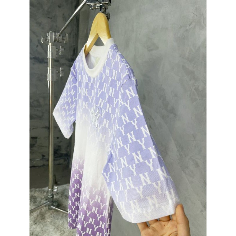 Áo phông tím hot trend dư xịn