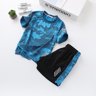 Set bộ thể thao bé trai.