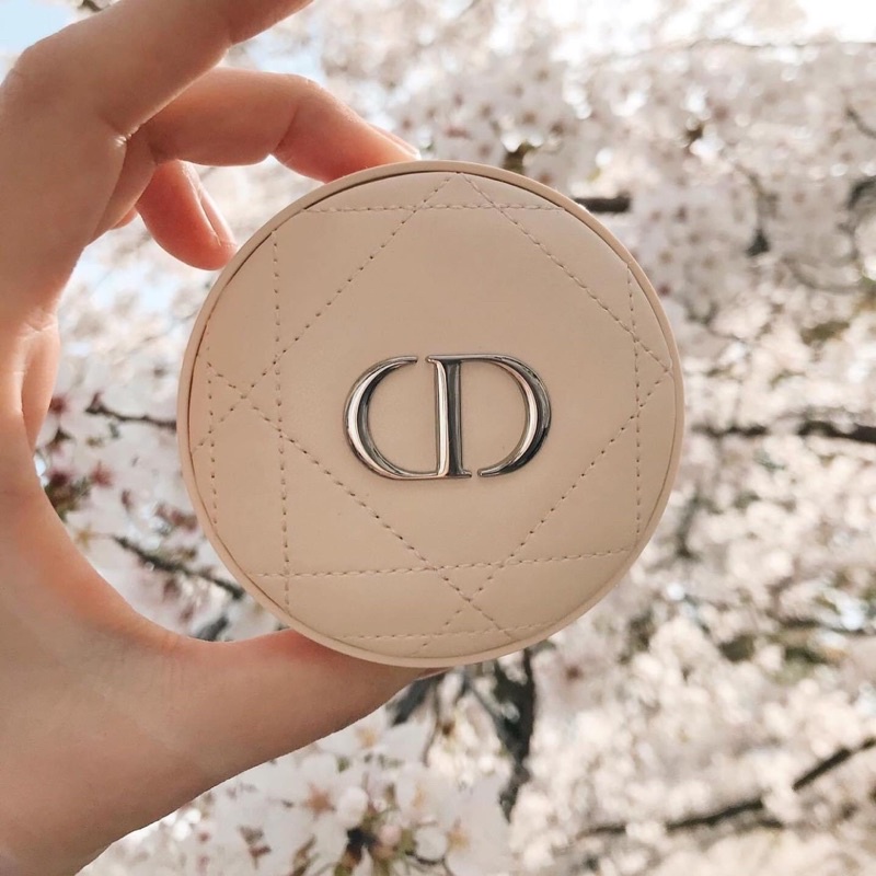 Phấn phủ dạng cushion Dior Forever Cushion Powder