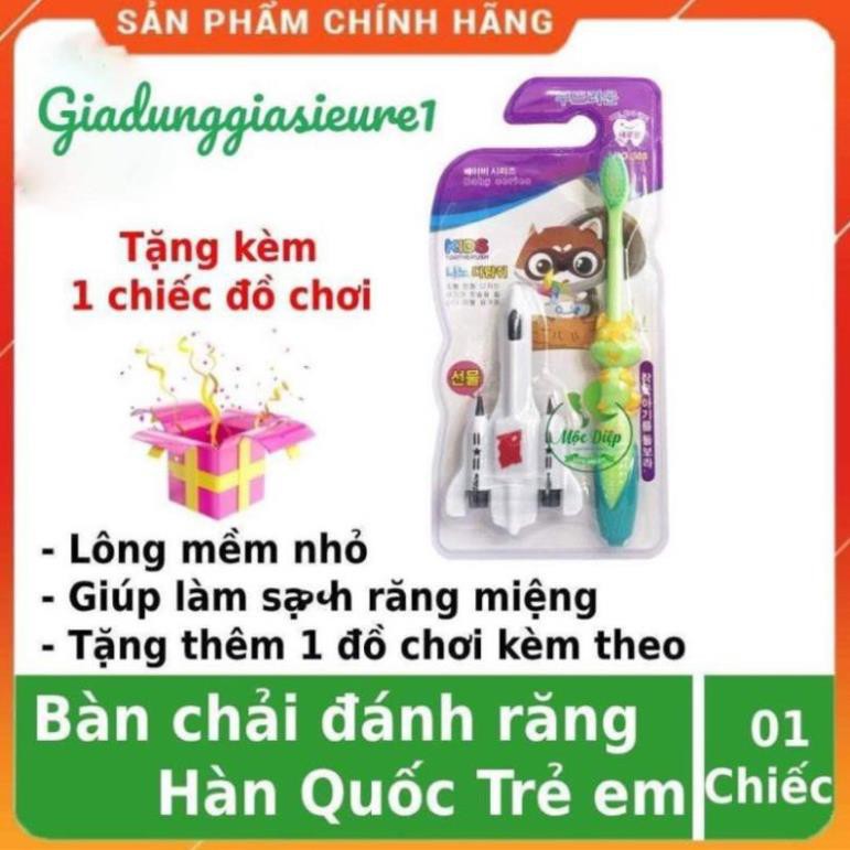 Bàn Chải Trẻ Em - Giúp làm sạch và chăm sóc răng miệng, phòng ngừa sâu răng ( tặng kèm đồ chơi dành cho bé )