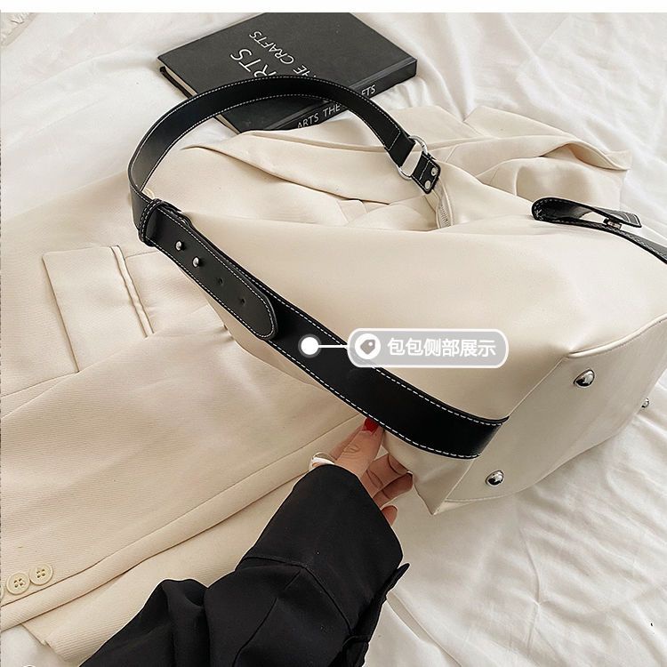 Túi Xách Đeo Vai Mùa Hè 2022 Kích Thước Lớn Phong Cách Hàn Quốc Mới Cho Nữ