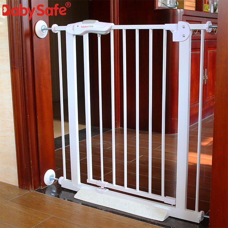 Chân cố định thanh chắn - Phụ kiện thanh chắn Babysafe giúp bé không đá trúng rào chân bên dưới