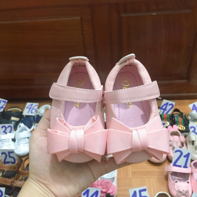 Giày búp bê nơ hồng bé gái