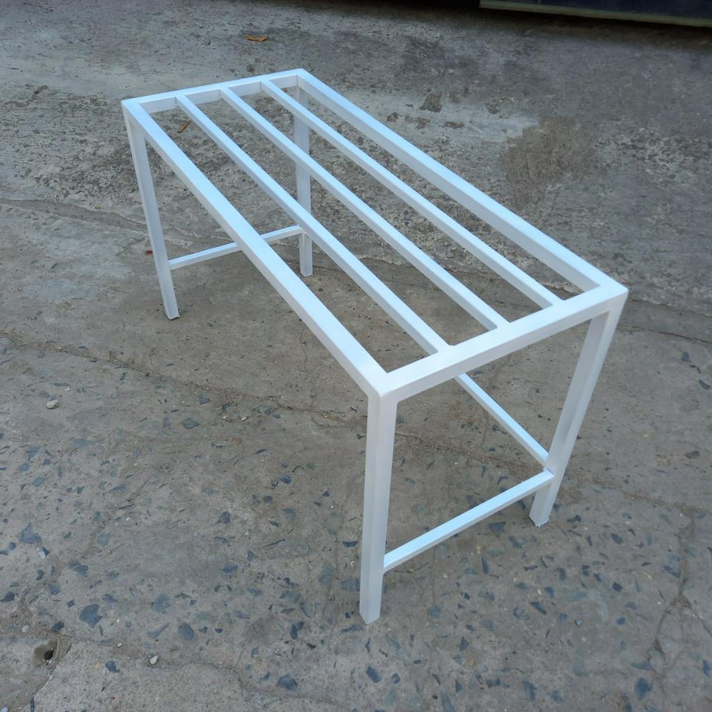 Kệ sắt để chậu cây Dài 80cm, Rộng 30cm, Cao cm. hộp thép 20x20mm mạ kẽm sơn tĩnh điện, chân nút nhựa