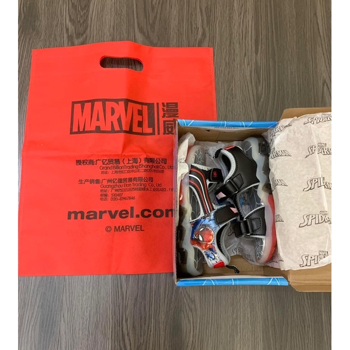 Sandal spiderman dư xịn bé trai