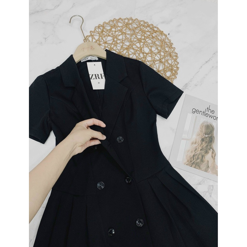 Váy vest đen xếp ly khuy vàng siêu hot | BigBuy360 - bigbuy360.vn