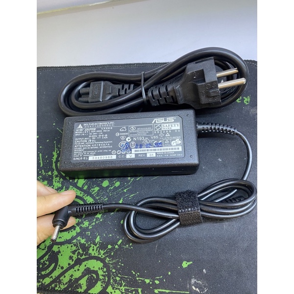Sạc Laptop Asus X541 X553 A540 K401 E402 E502, Sạc Asus mini 19V – 2.37A sạc chân nhỏ 1.35