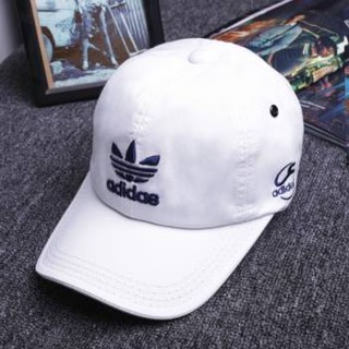 Nón adidas màu ngẫu nhiên