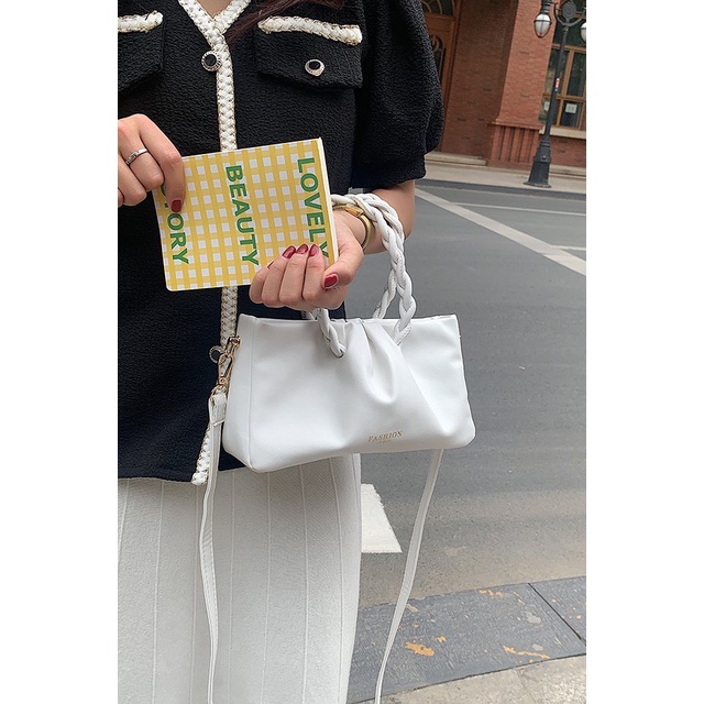 Túi xách đeo chéo nữ thời trang giá rẻ đẹp đi chơi phong cách hàn quốc dễ thương cute DC604