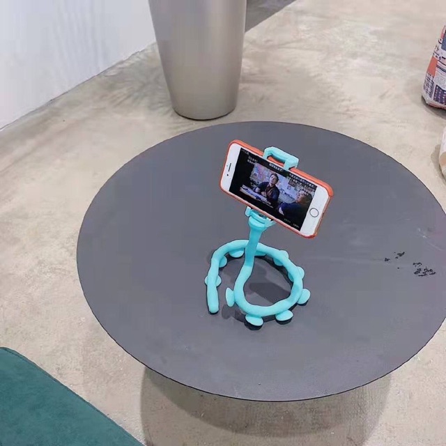 Giá đỡ điện thoại kiêm gậy tự sướng | BigBuy360 - bigbuy360.vn