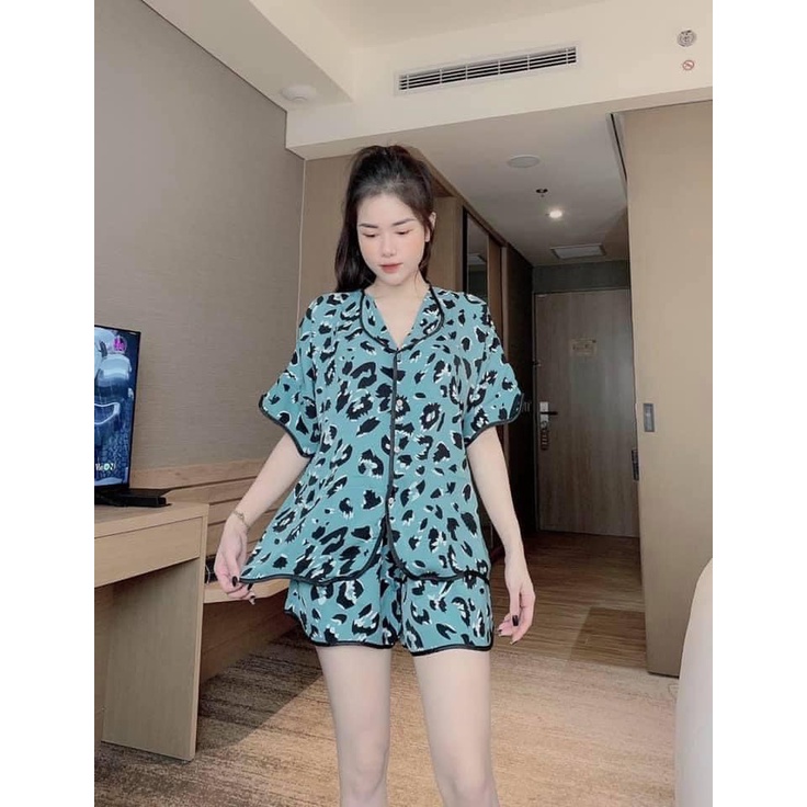 Đồ bộ nữ cổ sóng cộc tay quần đùi chất liệu Mango mặc nhà sang trọng freesize | BigBuy360 - bigbuy360.vn