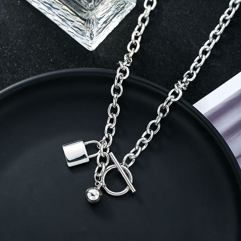 Vòng cổ chocker, dây chuyền titan hình ổ khoá nhỏ phong cách Âu Mỹ, hiphop, cá tính dành cho nữ