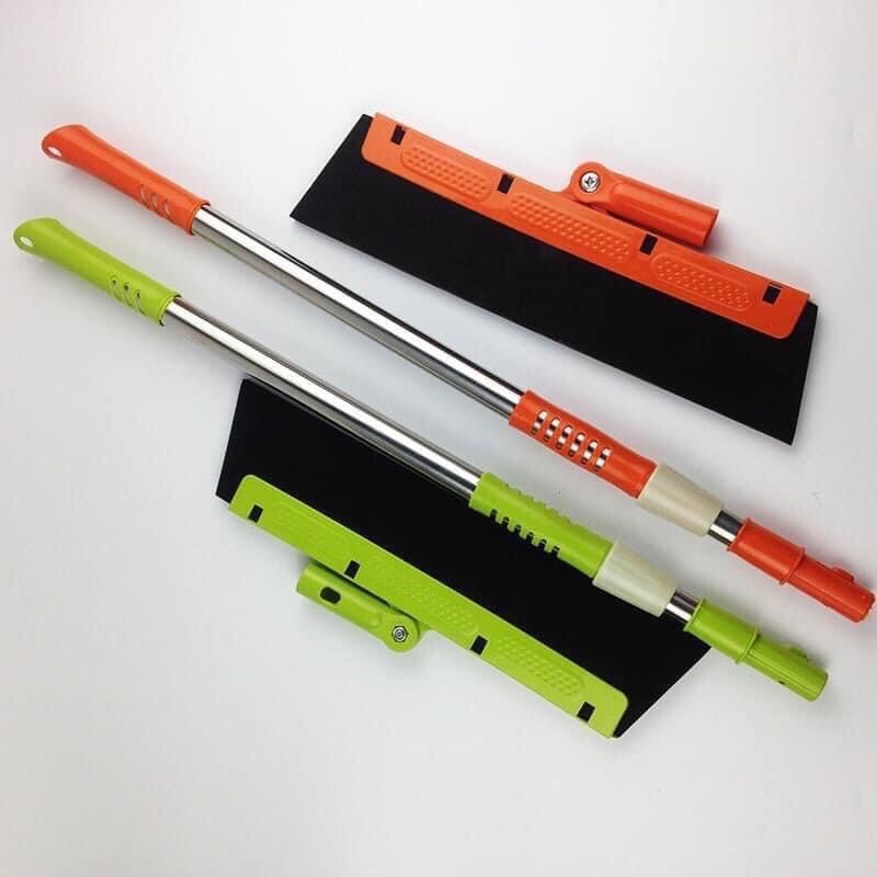 cây lau kính cầm tay