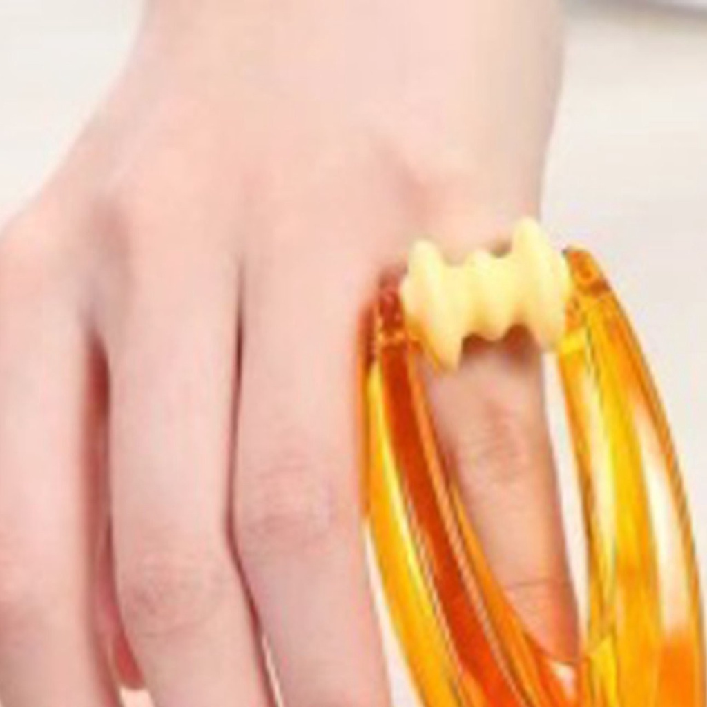 Dụng cụ mát xa khớp ngón tay có 2 con lăn giúp lưu thông máu hiệu quả