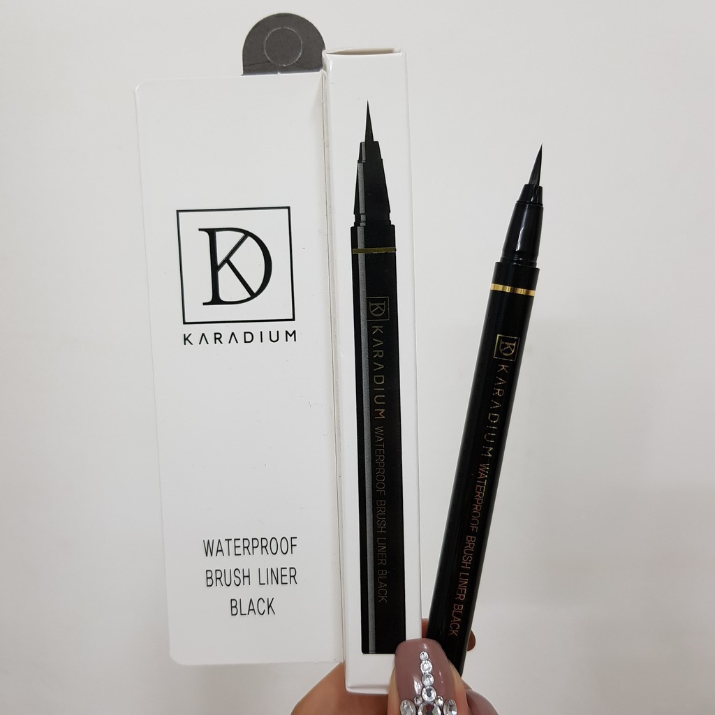 Bút Dạ Kẻ Mắt Karadium Waterproof Brush Liner Black