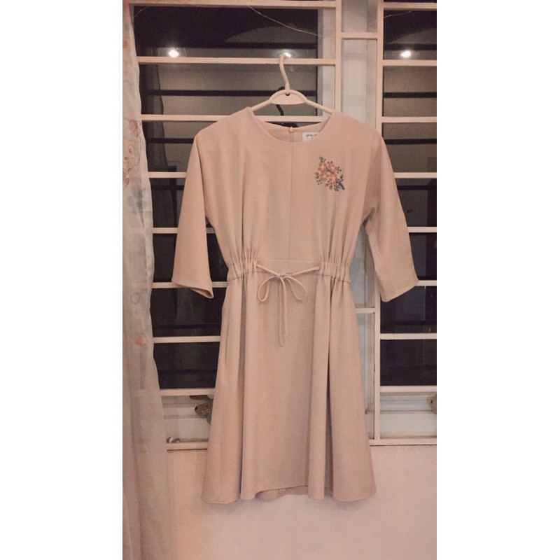 Váy Up to seconds & sun