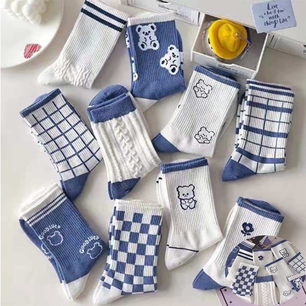 Đôi vớ cotton giữ ấm in họa tiết gấu dễ thương