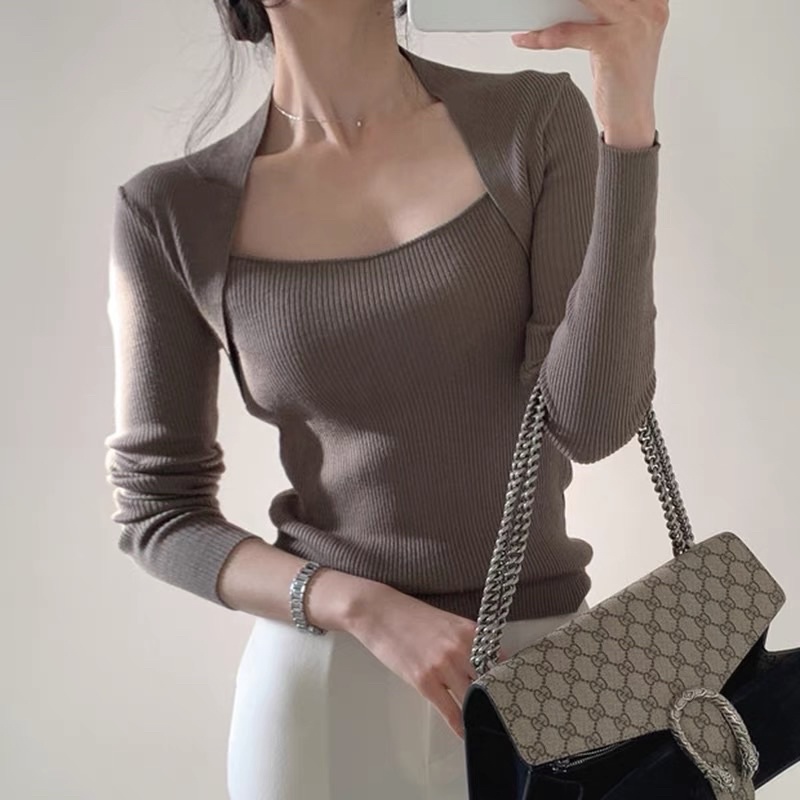 Áo len tay dài phần cổ cách điệu